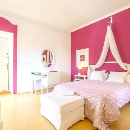 Spacious In Trabal With Private Pool And Jacuzzi 980 M² Can Trabal