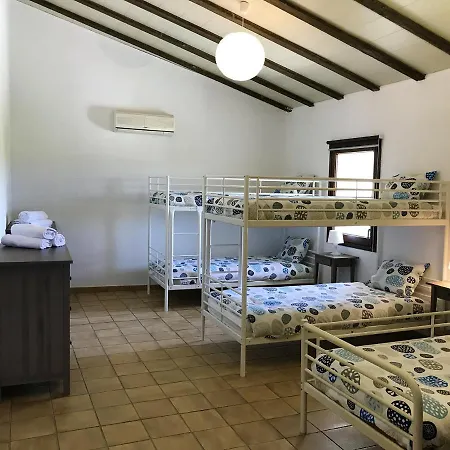 Vila Spacious In Trabal With Private Pool And Jacuzzi 980 M² *