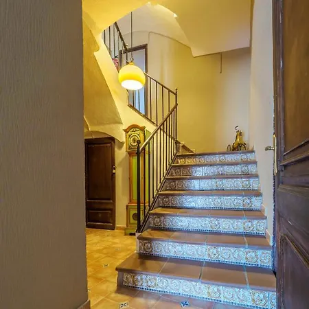 Spacious In Trabal With Private Pool And Jacuzzi 980 M² Vila Can Trabal
