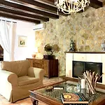 Willa Spacious In Trabal With Private Pool And Jacuzzi 980 M²