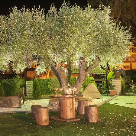 Spacious In Trabal With Private Pool And Jacuzzi 980 M² Willa