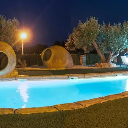 Spacious In Trabal With Private Pool And Jacuzzi 980 M² * Can Trabal