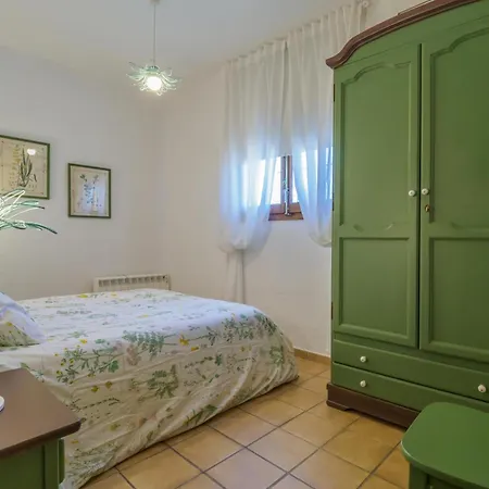 Spacious In Trabal With Private Pool And Jacuzzi 980 M² * Can Trabal
