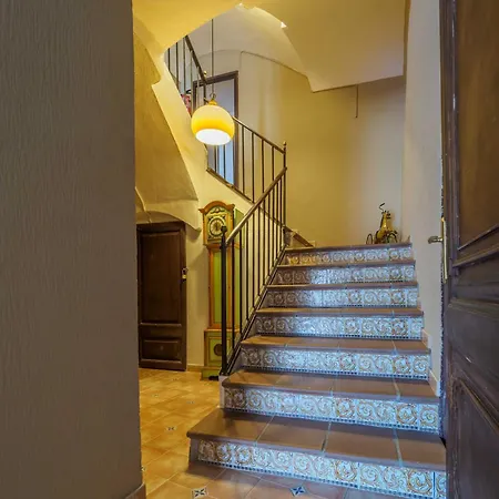 Spacious In Trabal With Private Pool And Jacuzzi 980 M² Villa